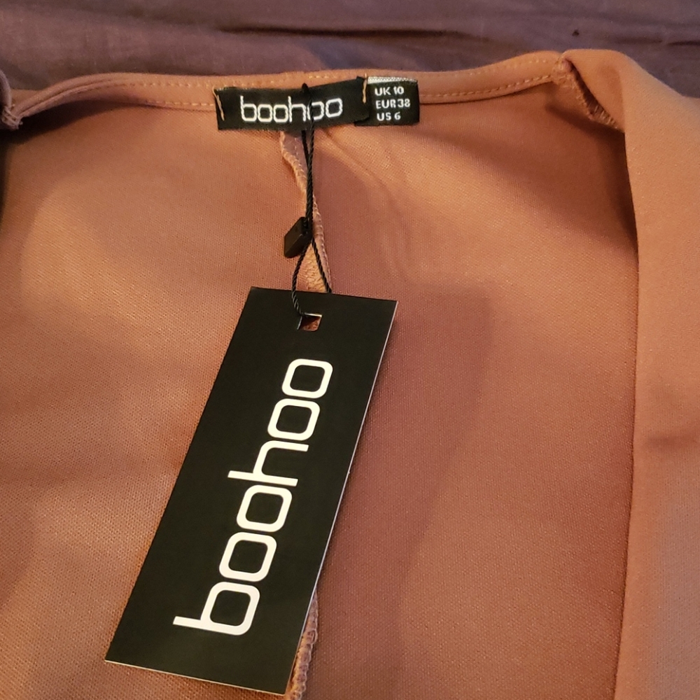 Blazer - Picture 3 of 3